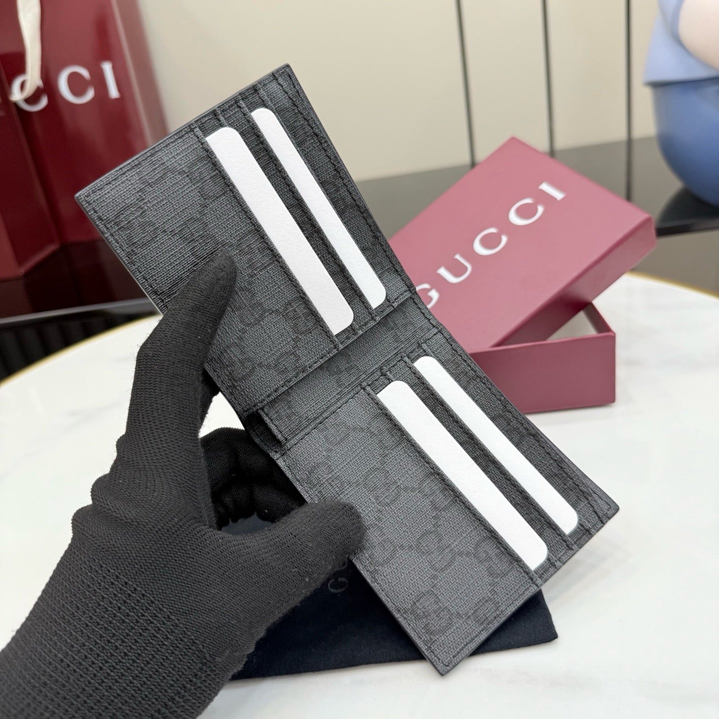 Gucci Bi-Fold Wallet With Metal Tag