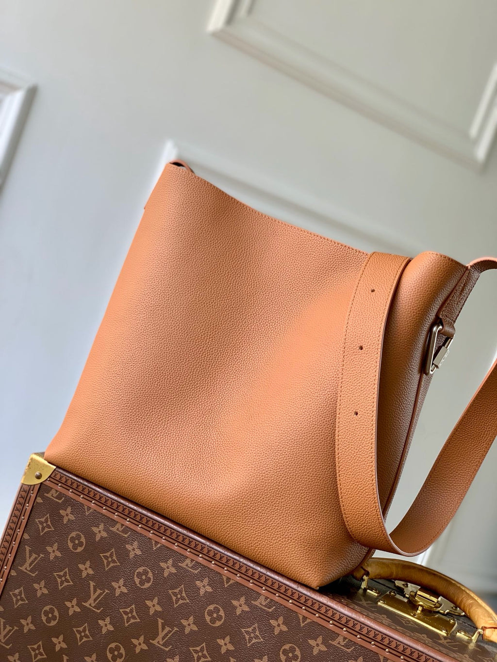 LV Verso Tote