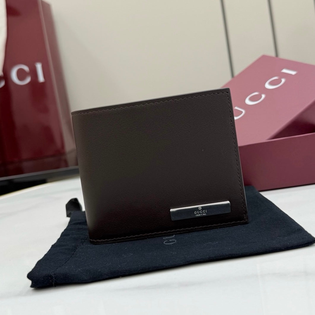 Gucci Bi-Fold Wallet With Metal Tag