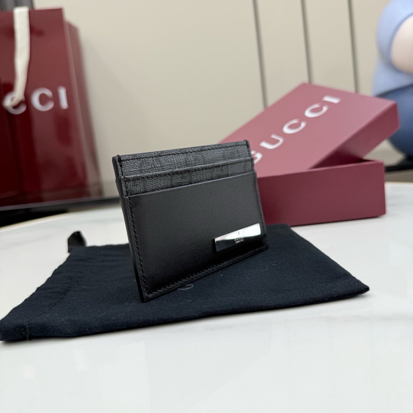 Gucci Card Case With Metal Tag