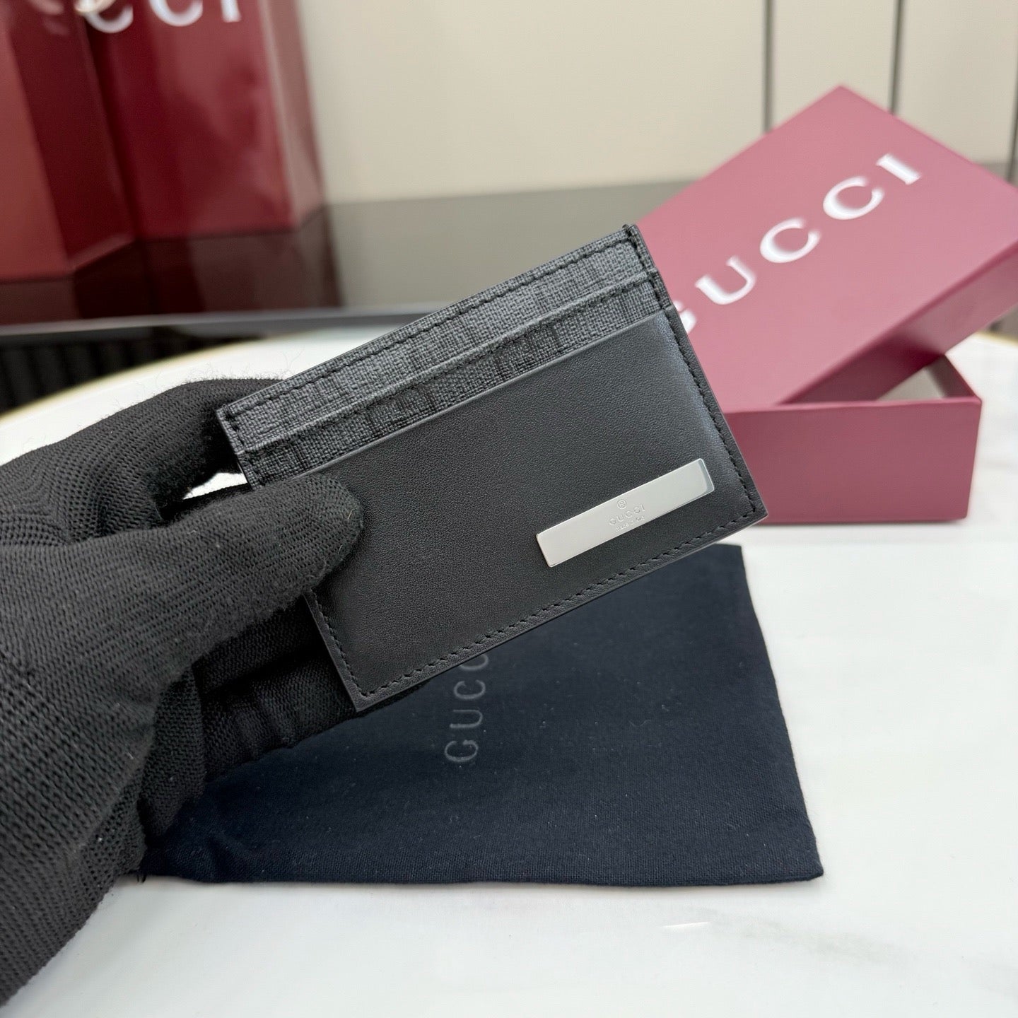 Gucci Card Case With Metal Tag