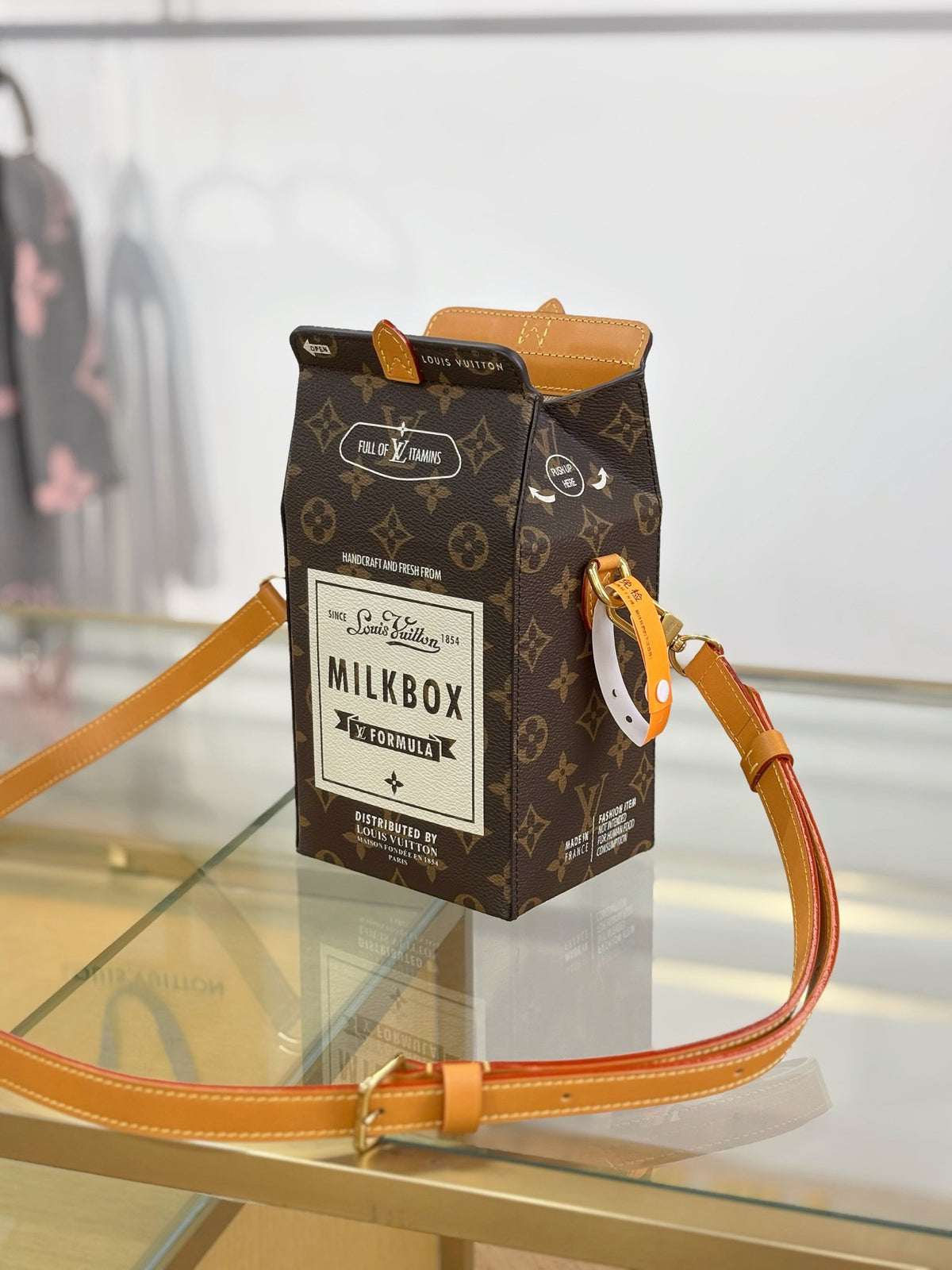 LV Milk Bag M29326