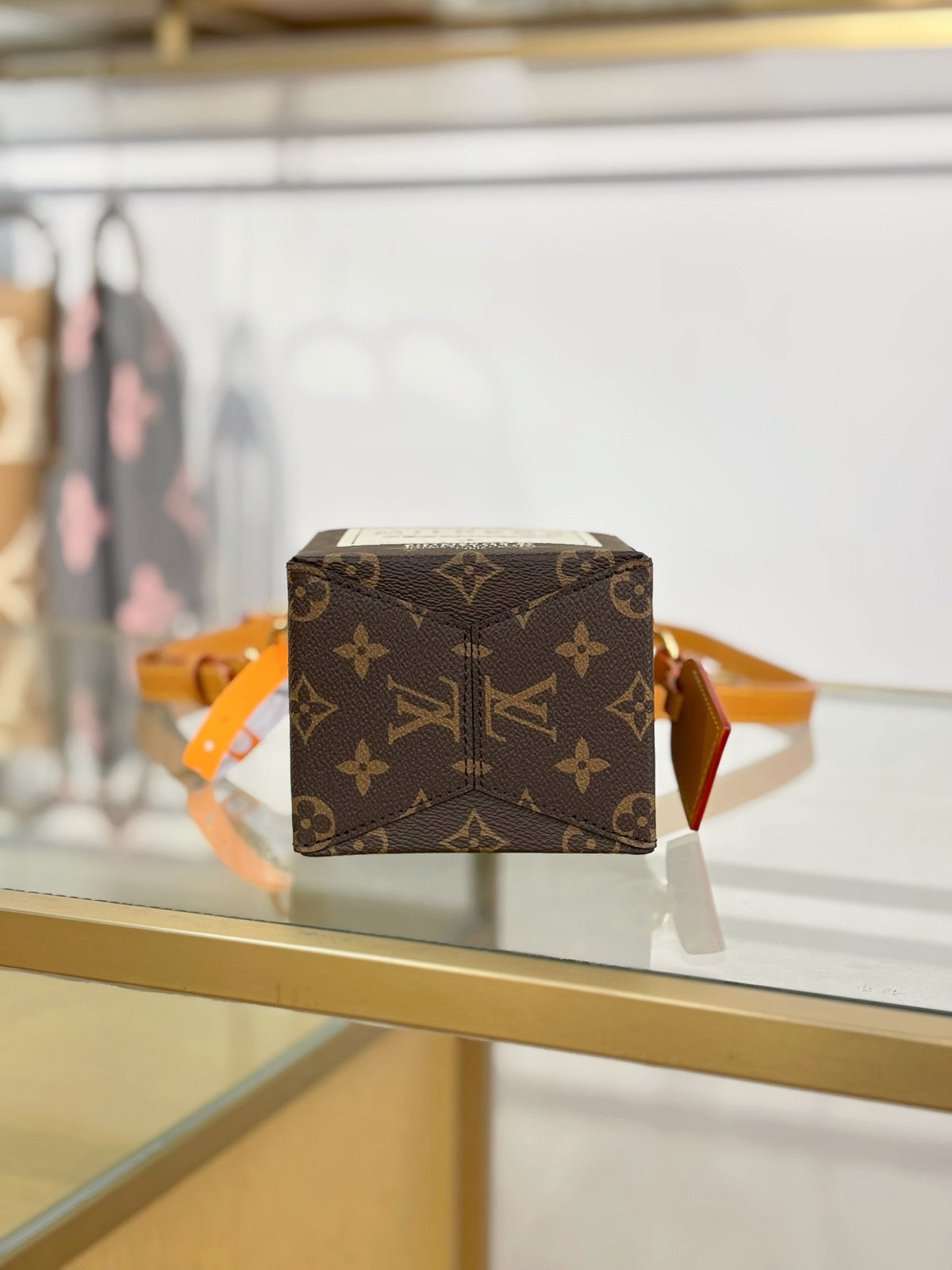 LV Milk Bag M29326
