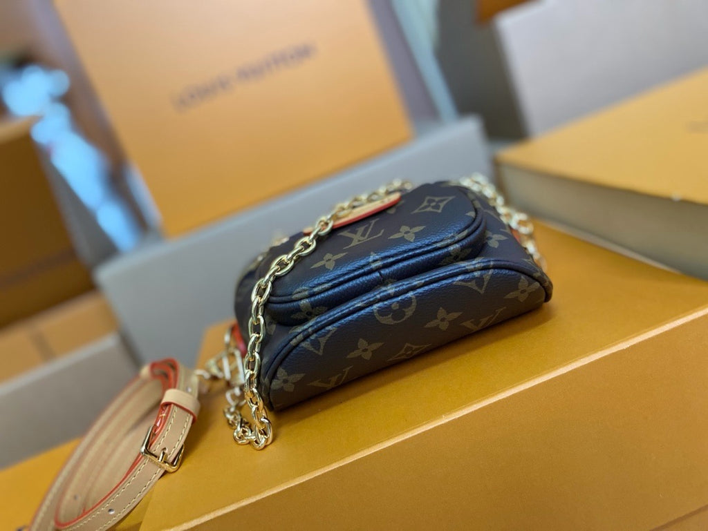 LV Mini Bumbag M82335