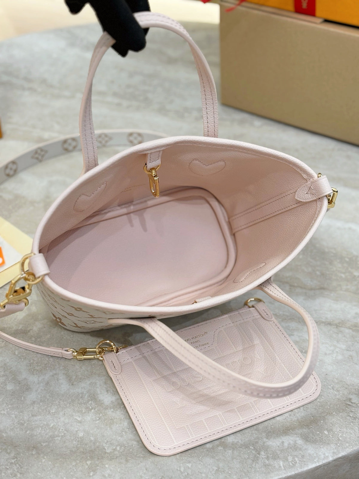 LV Neverfull Inside Out BB M2A466
