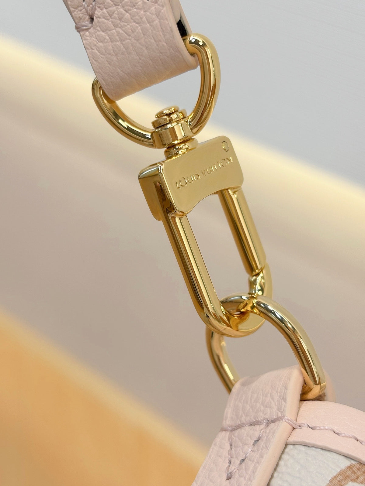 LV Neverfull Inside Out BB M2A466