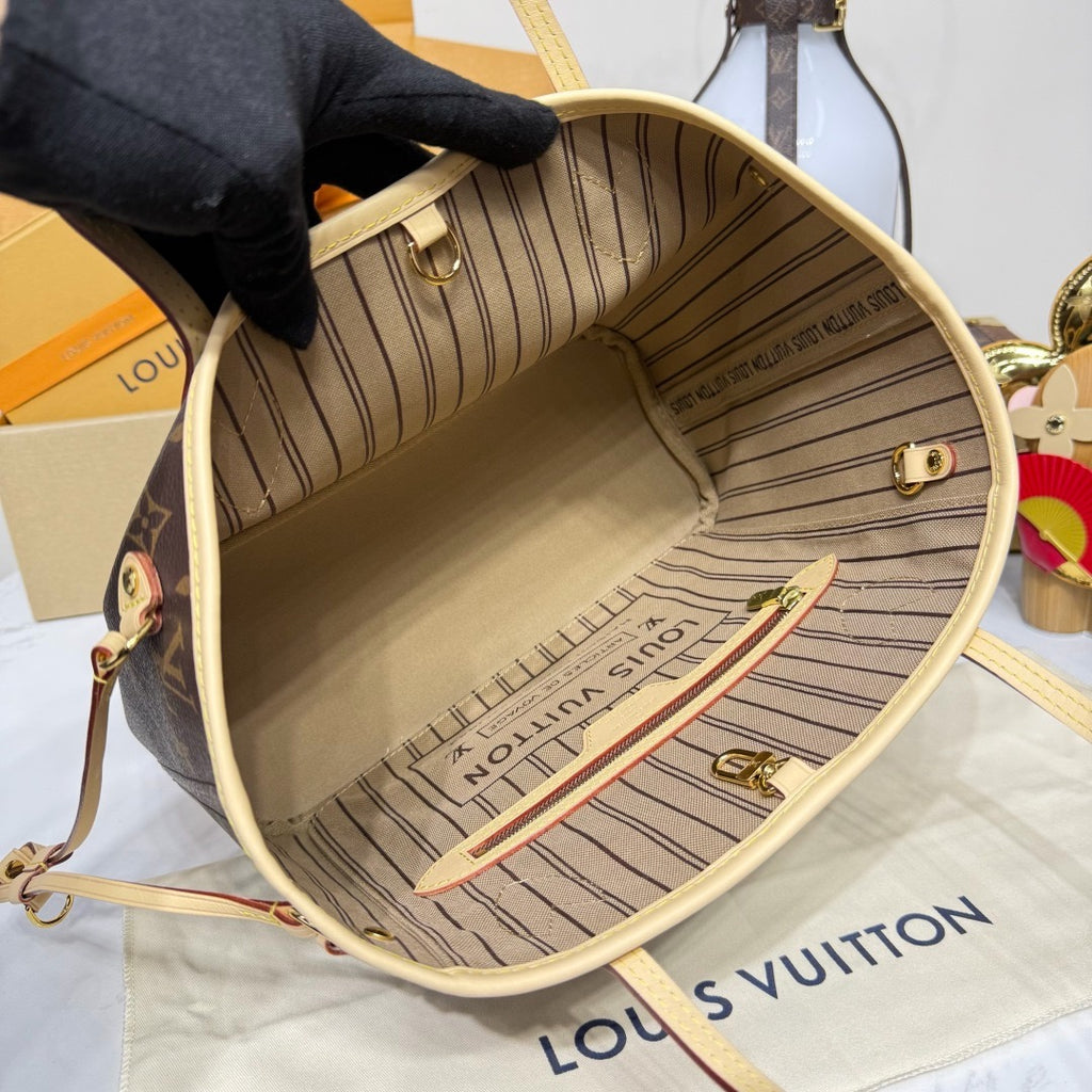 LV Neverfull PM