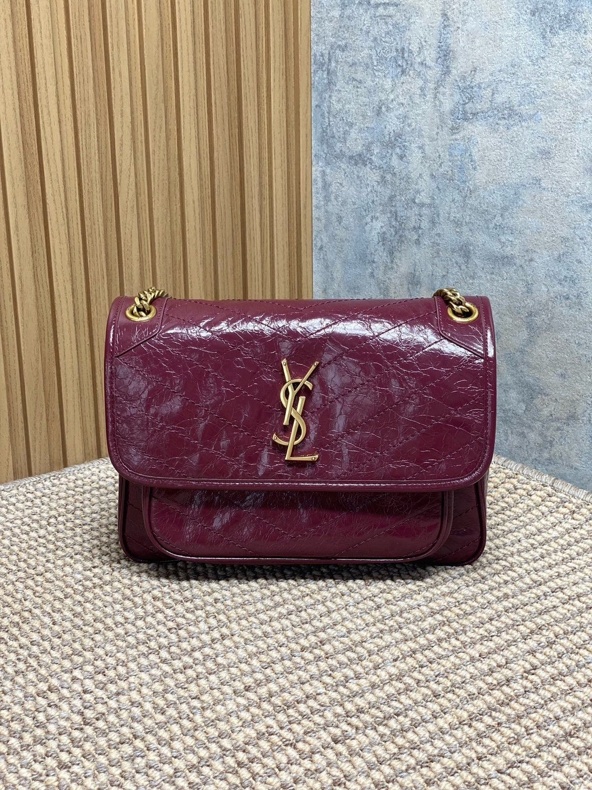 Saint Laurent Niki Medium In Vintage Leather