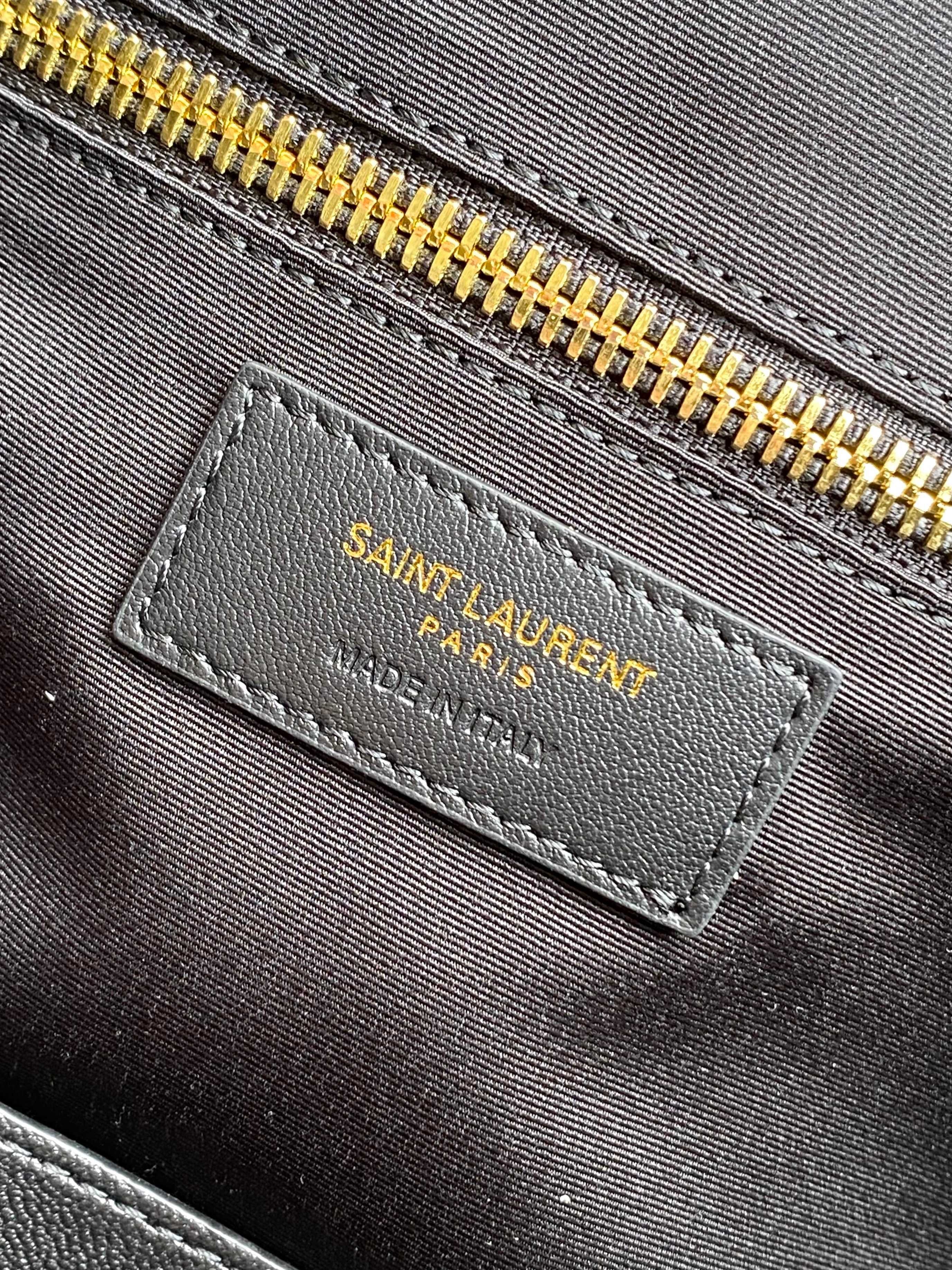 Saint Laurent Niki Shopping In Vintage Leather