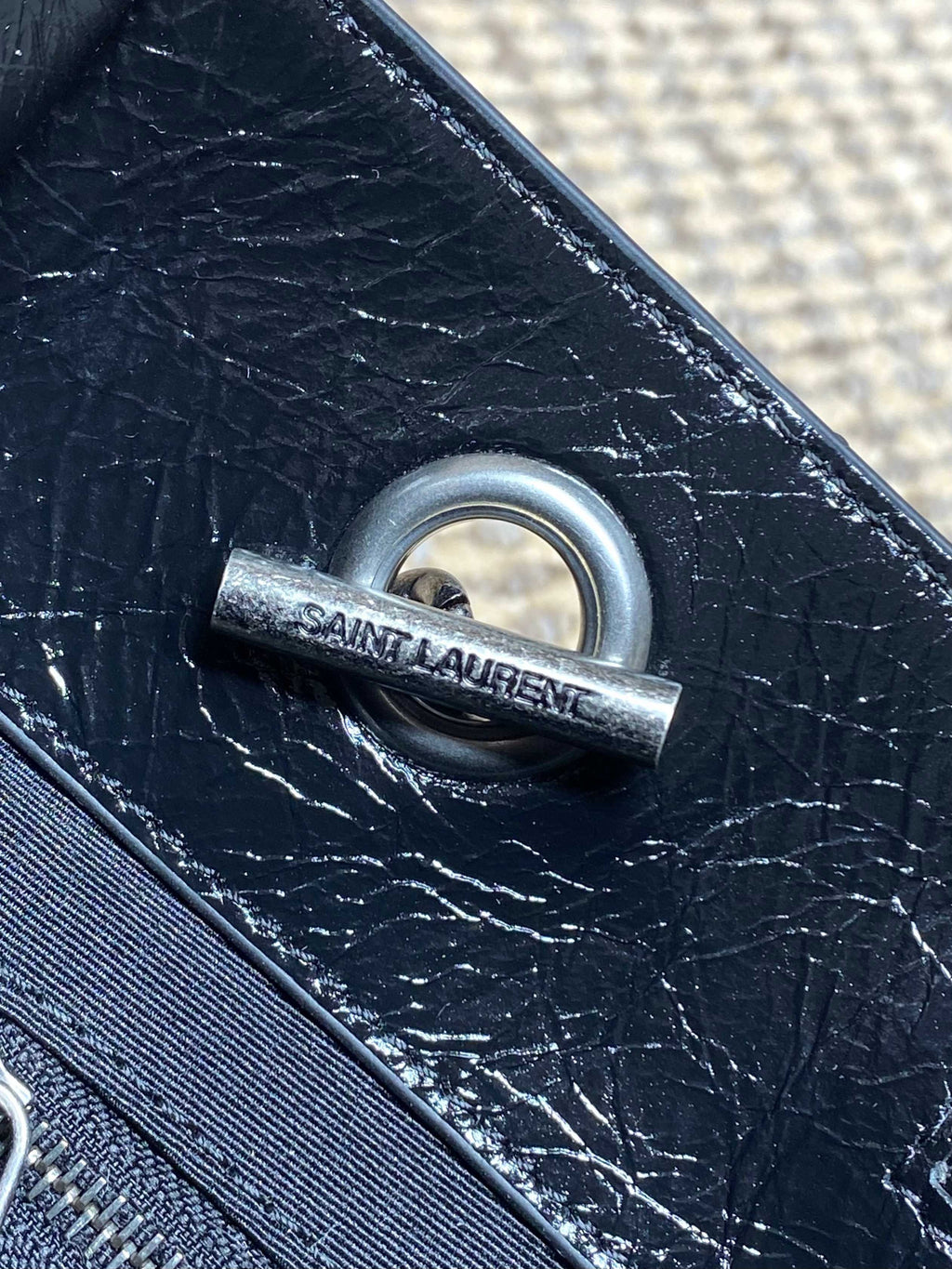 Saint Laurent Niki Small Shopping In Vintage Leather