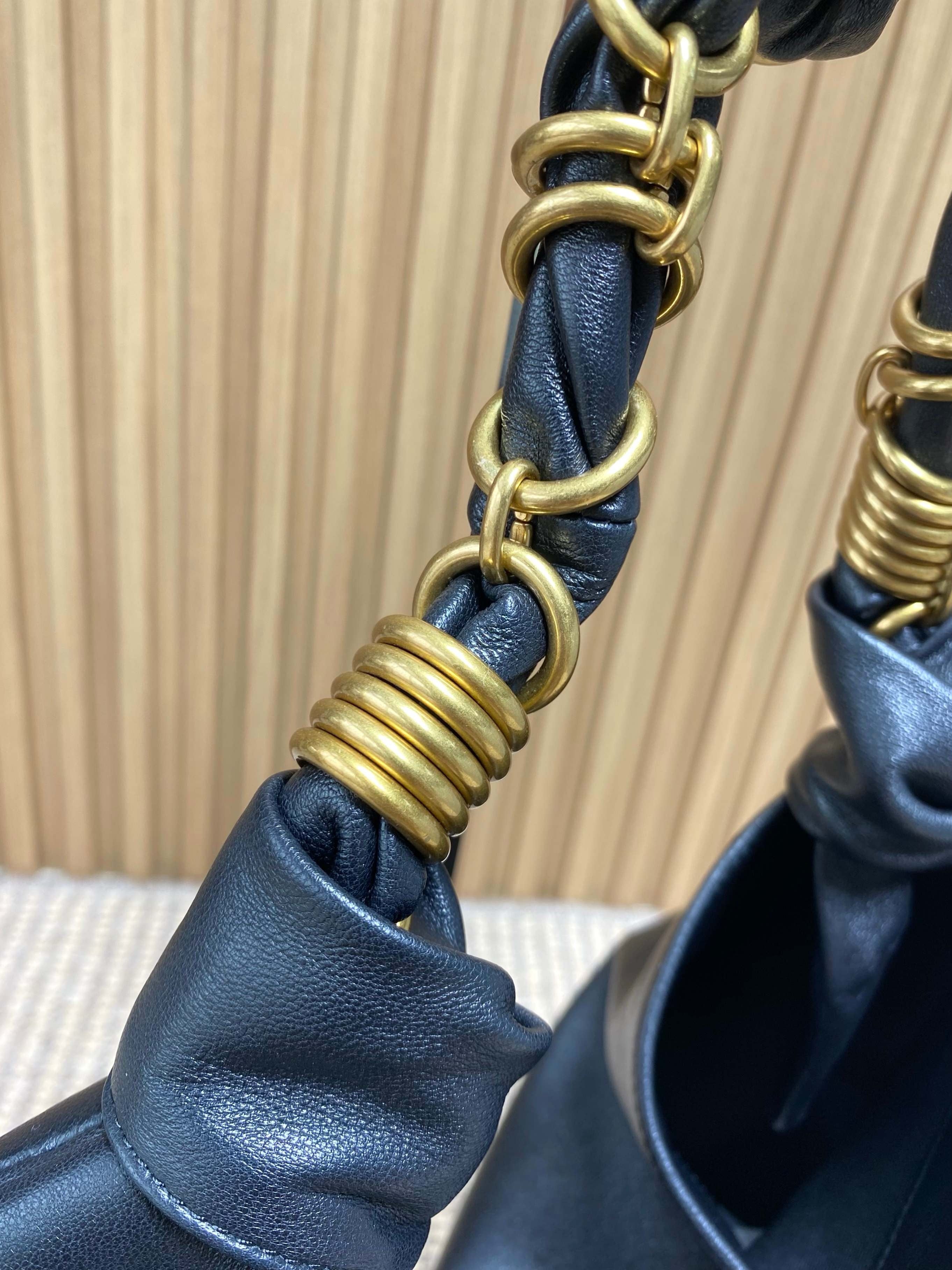 Saint Laurent Amalia in Smooth Leather