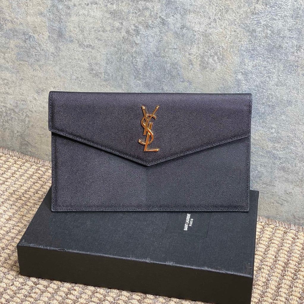 Saint Laurent Uptown Pouch In Grain De Poudre Leather