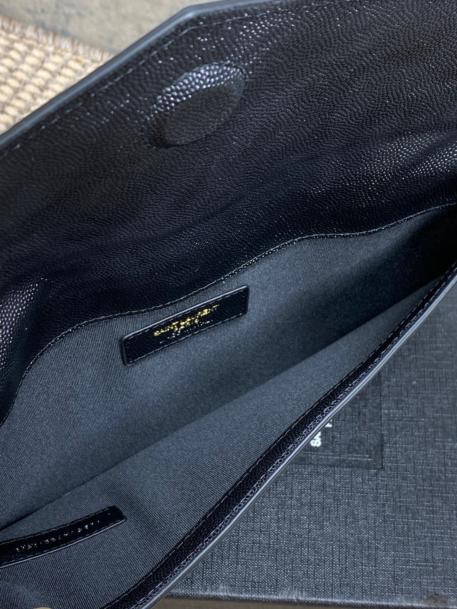 Saint Laurent Uptown Pouch In Grain De Poudre Leather