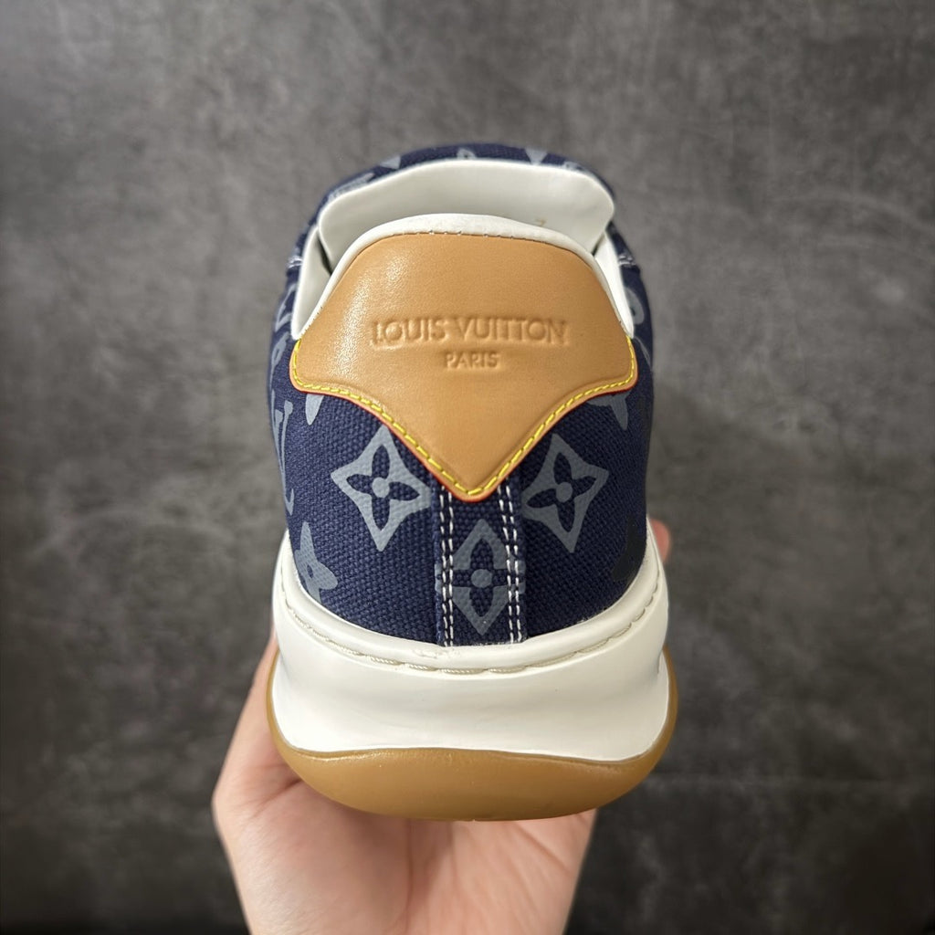 LV Tilted Sneaker 1AJCWC