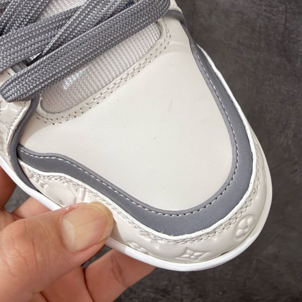 LV Trainer Sneaker 1AKQ3H