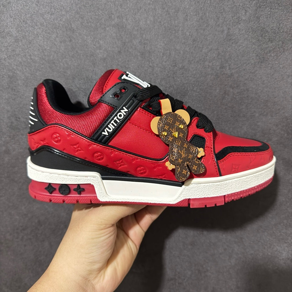 LV Trainer Sneaker 1AKP5T
