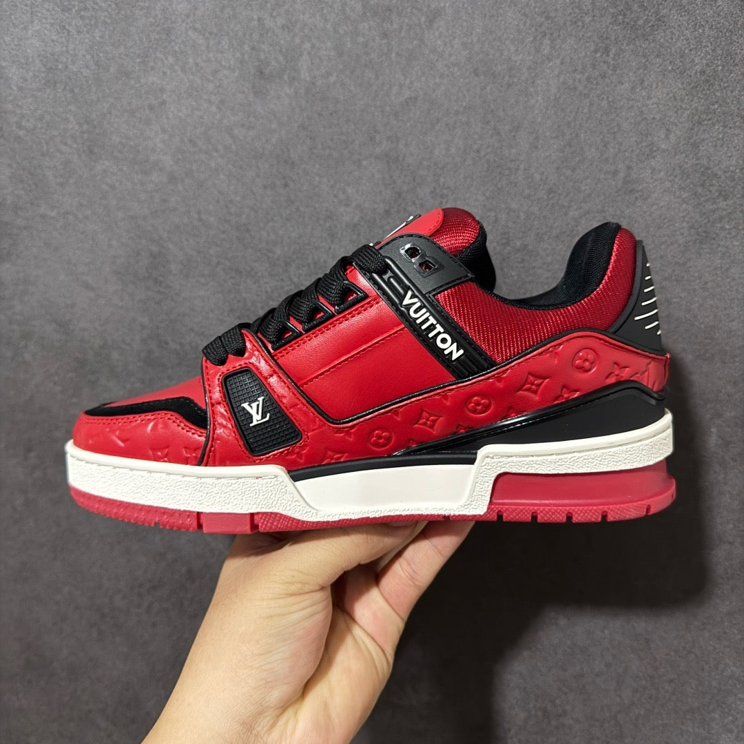 LV Trainer Sneaker 1AKP5T