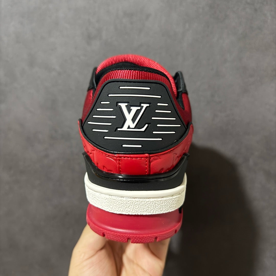 LV Trainer Sneaker 1AKP5T