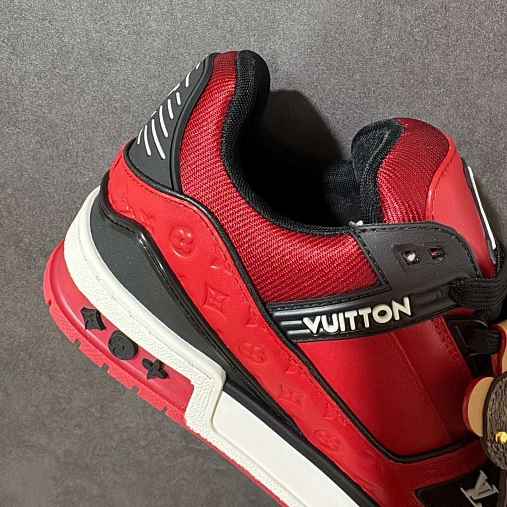 LV Trainer Sneaker 1AKP5T