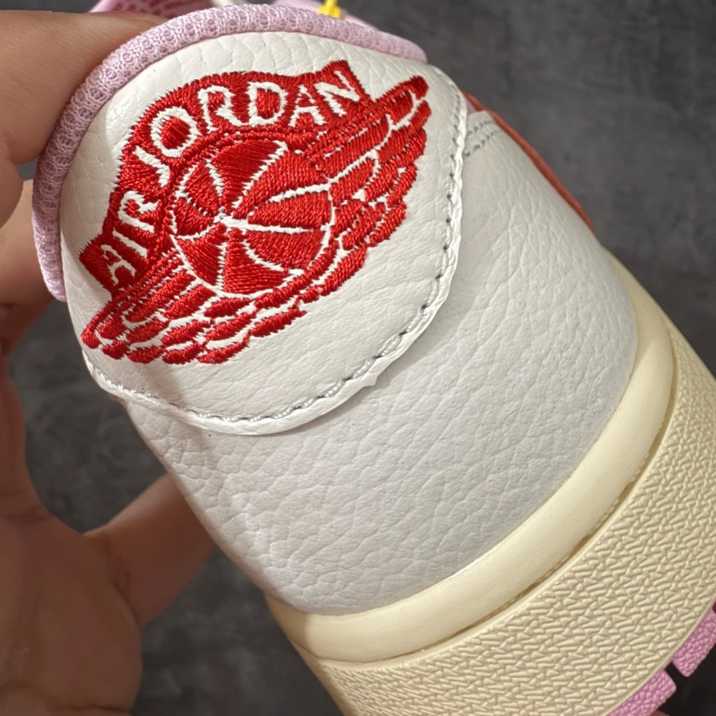Air Jordan 1 Low Travis Scott Tropical Pink IQ7604-101