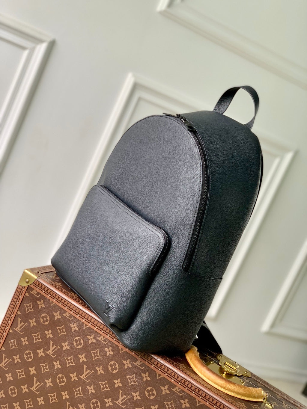 LV Discovery Work Backpack M15259
