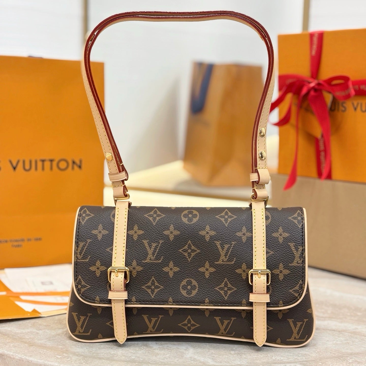 LV Marelle M28613