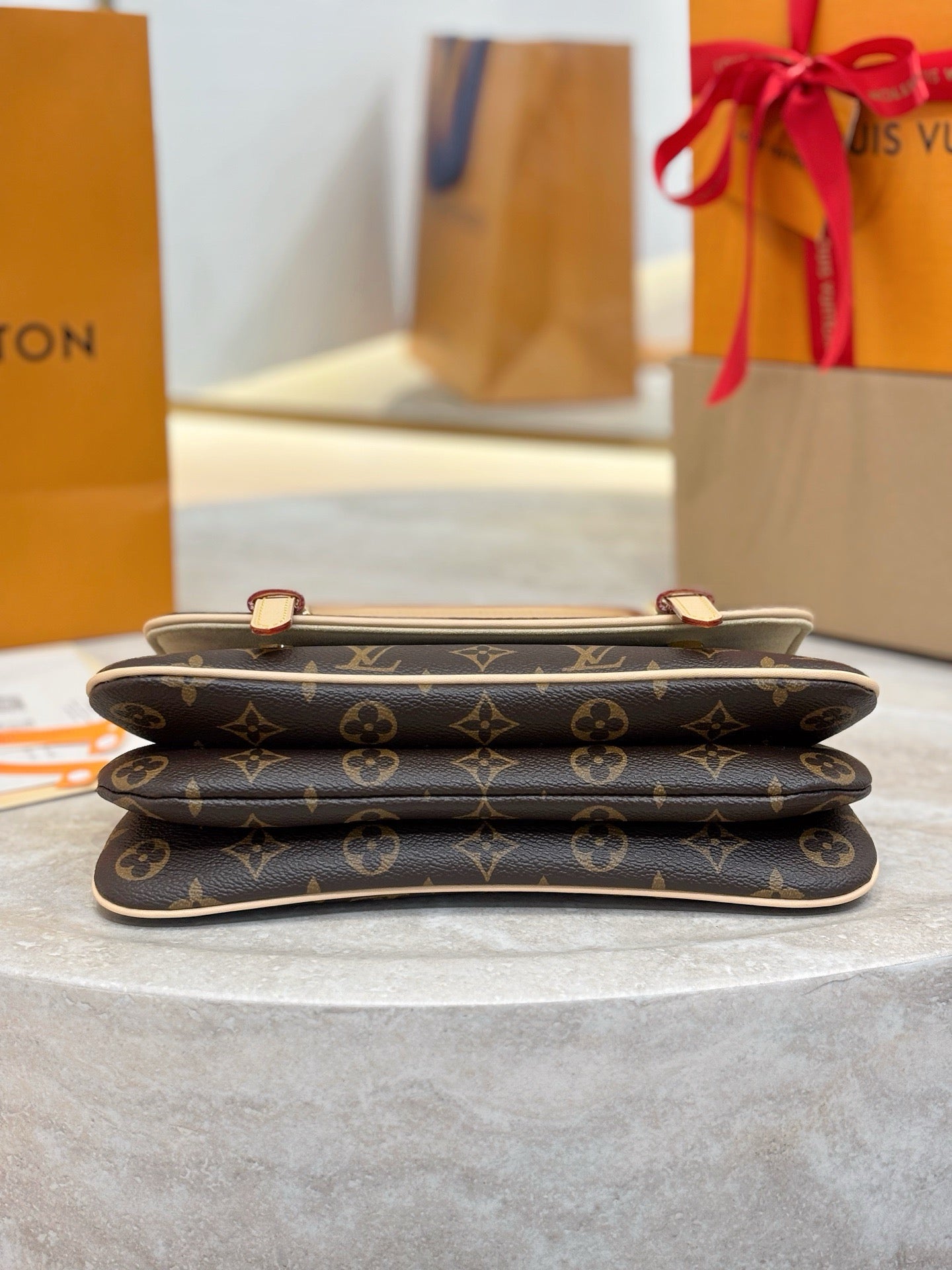 LV Marelle M28613