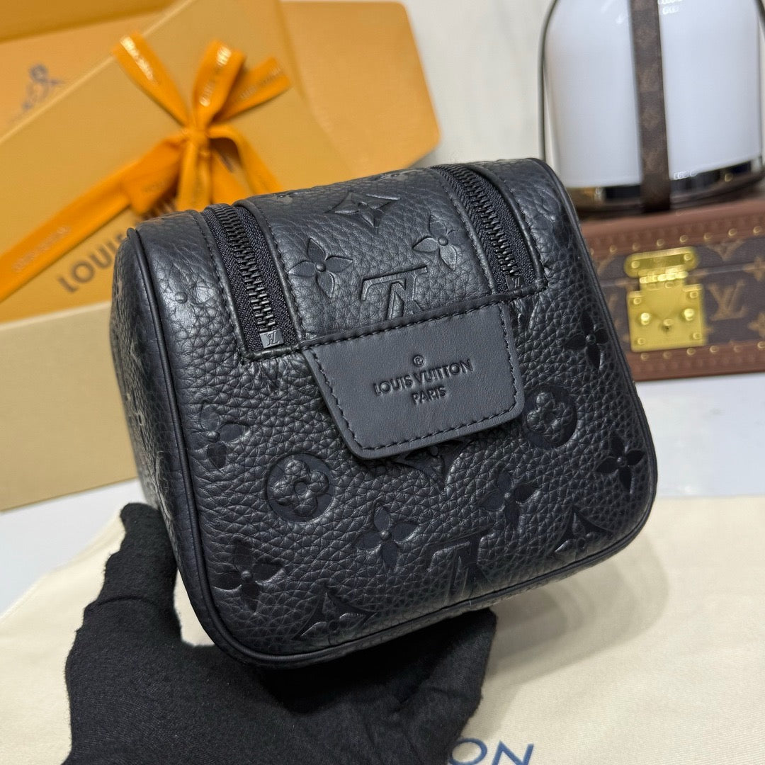 LV Dopp Kit Monogram Taurillon Leather M59478