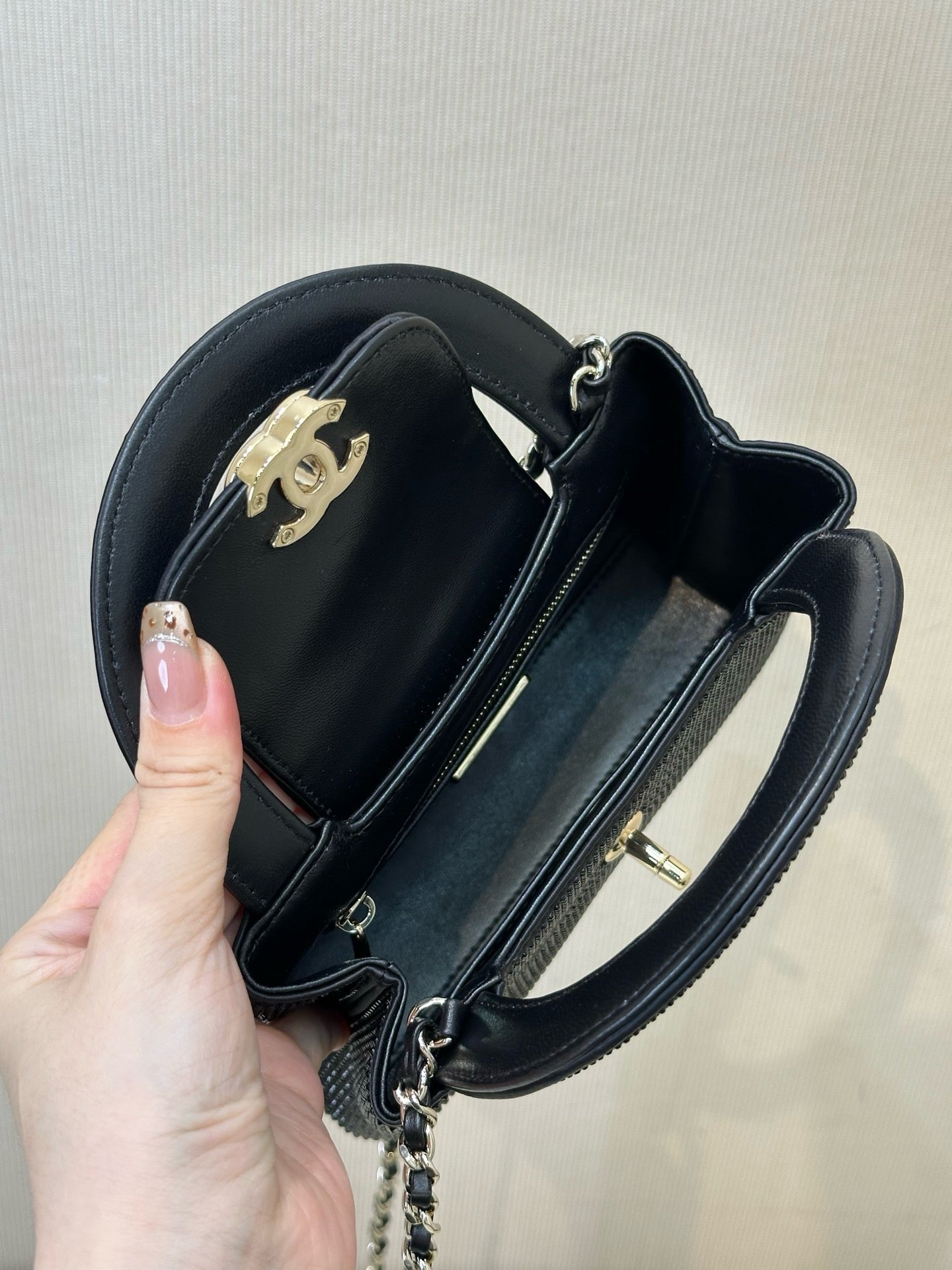 Chanel Mini Tote in Strass