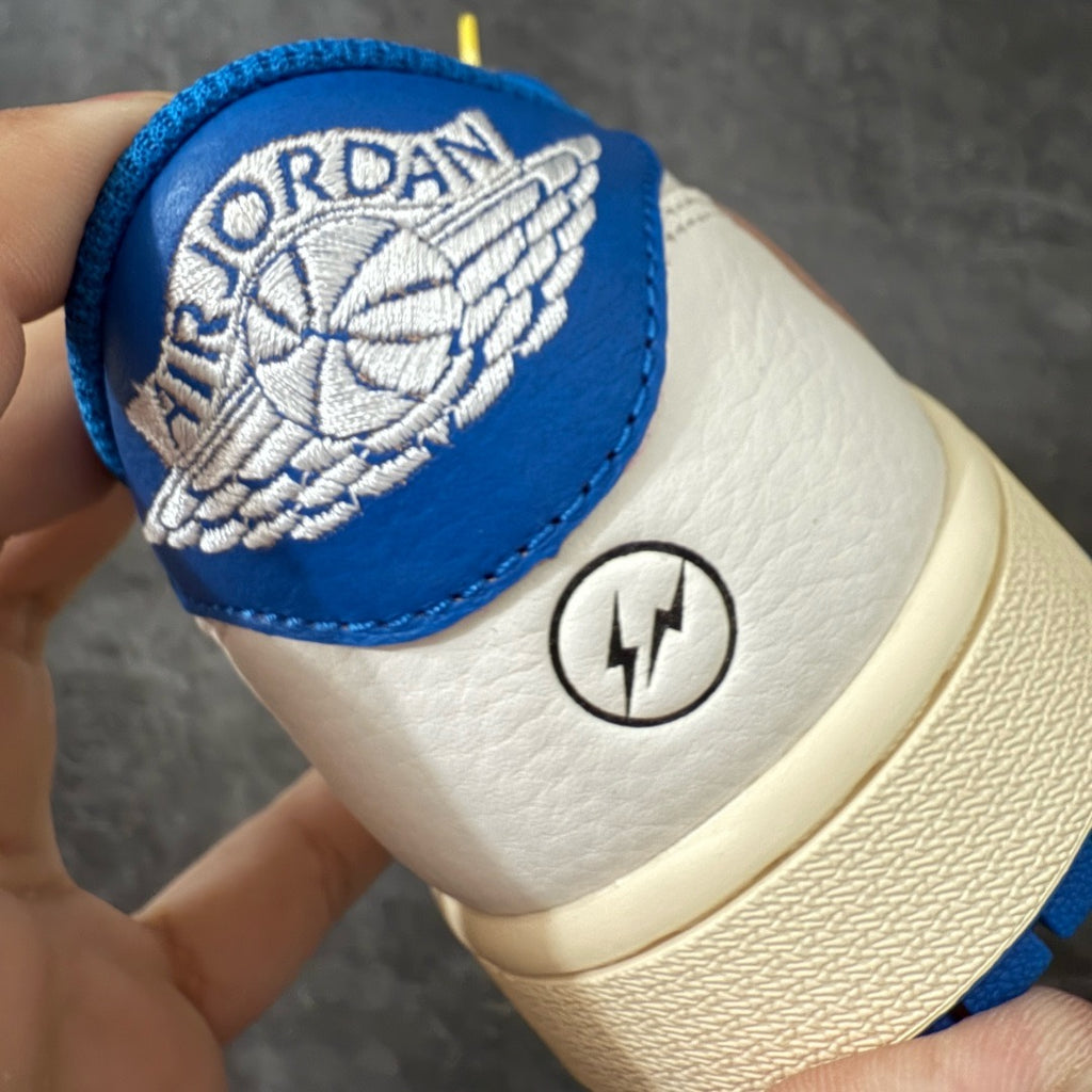 Air Jordan 1 Low Travis Scott x Fragment DM7866-104