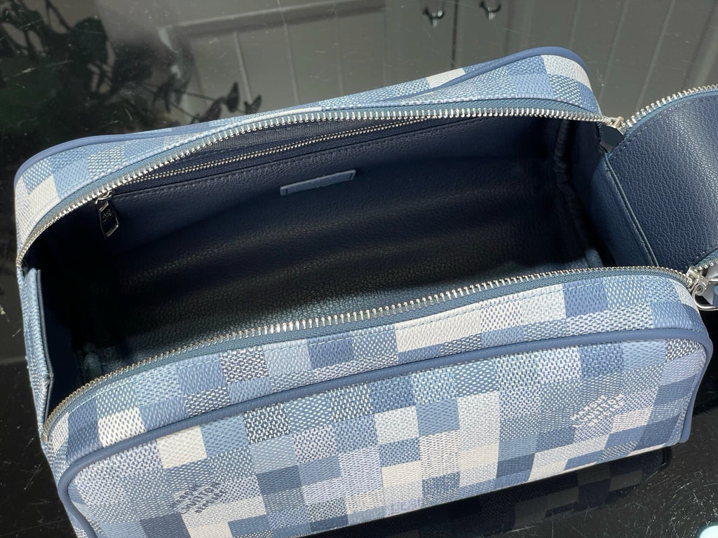 LV Dopp Kit M28847