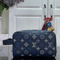 LV Locker Dopp Kit M28835