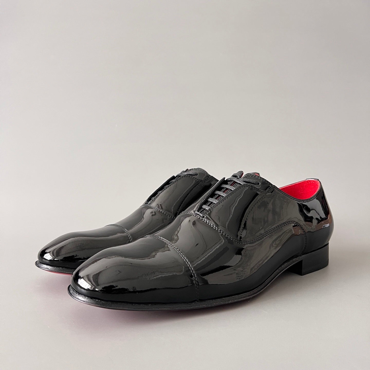 Christian Louboutin Oxford Shoe in Patent Calf Leather
