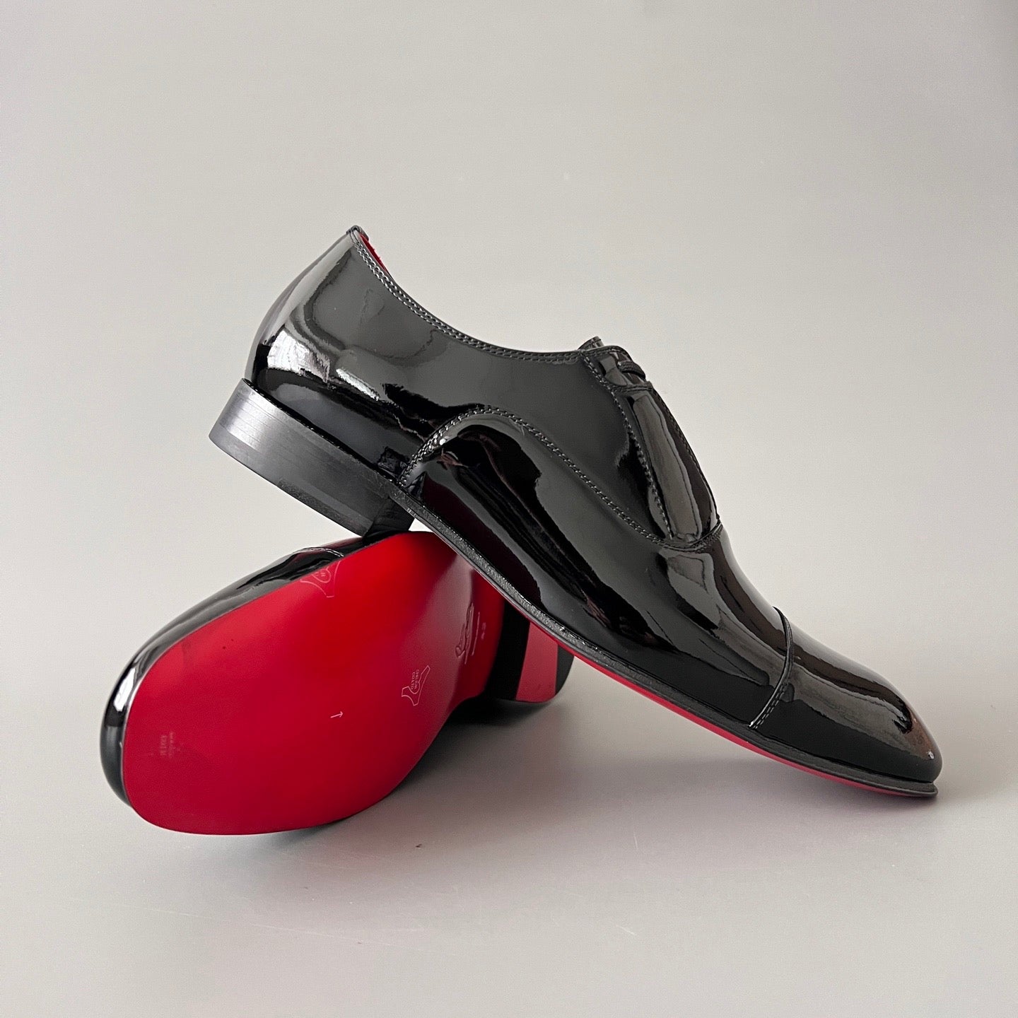 Christian Louboutin Oxford Shoe in Patent Calf Leather