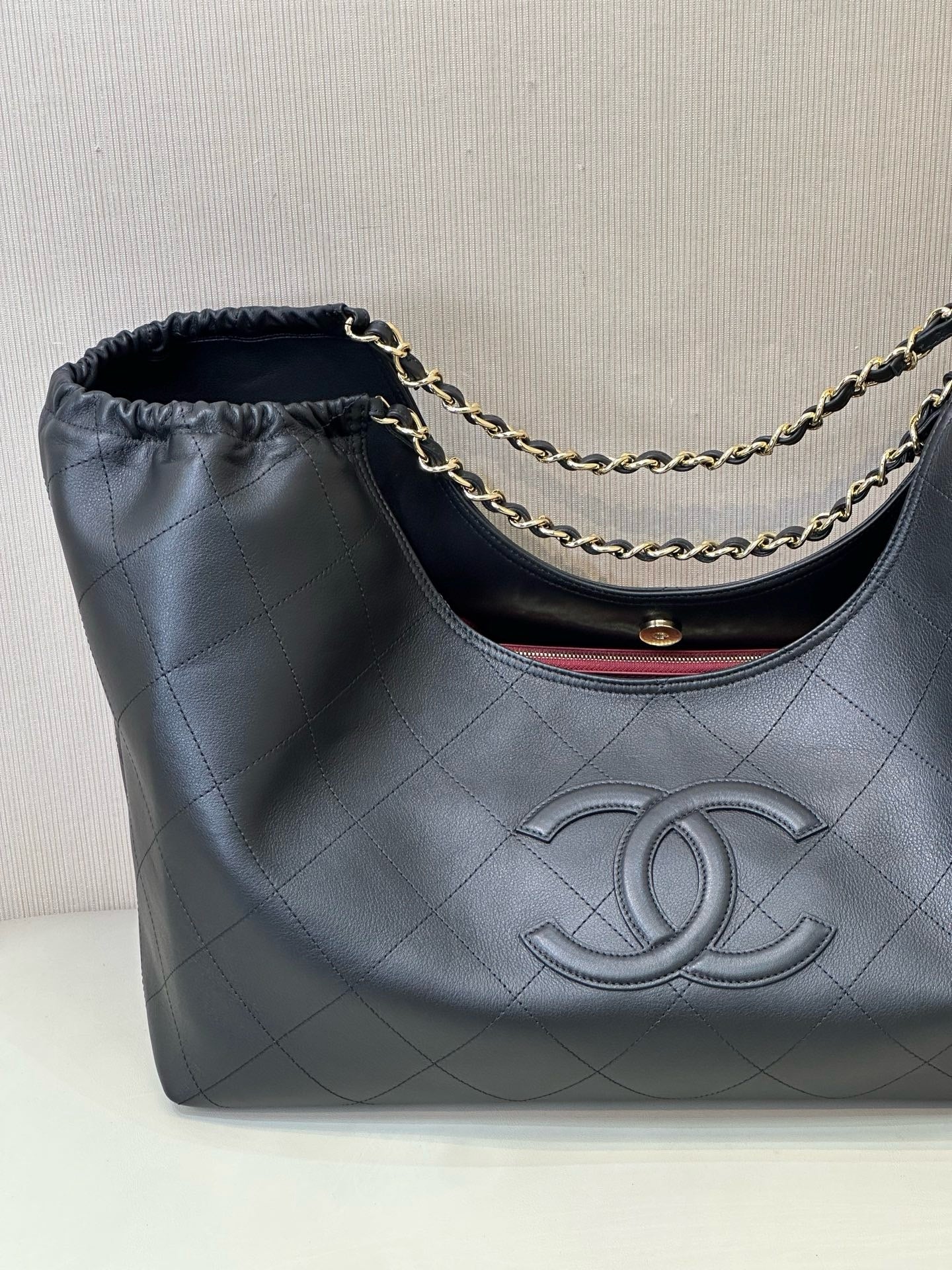 Chanel Maxi Cabas Hobo Bag in Calfskin