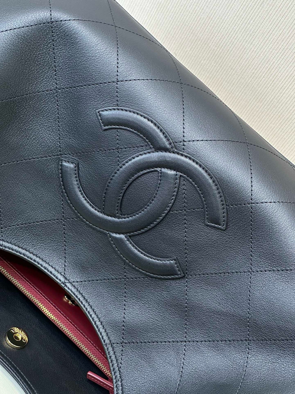 Chanel Maxi Cabas Hobo Bag in Calfskin