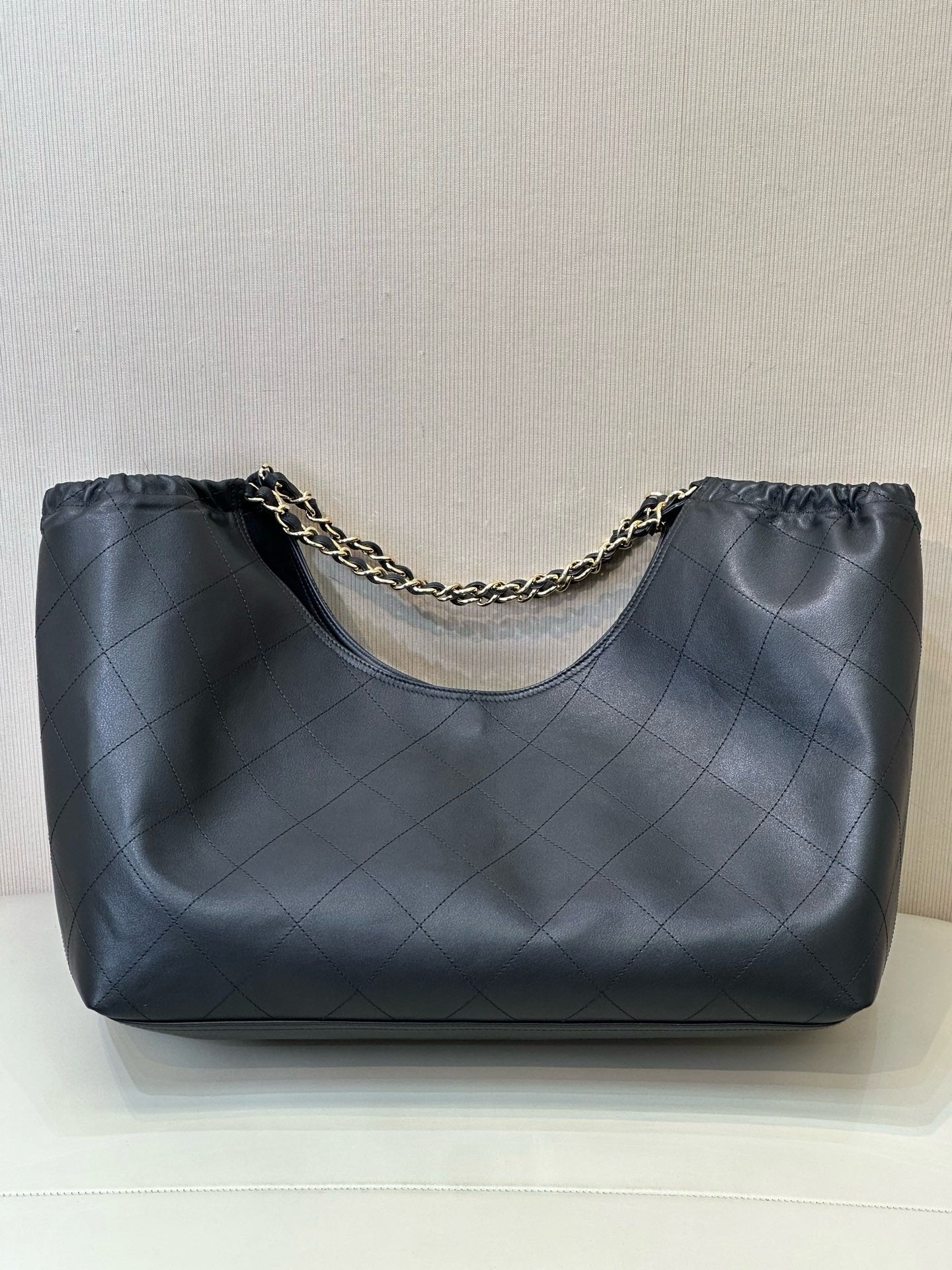 Chanel Maxi Cabas Hobo Bag in Calfskin