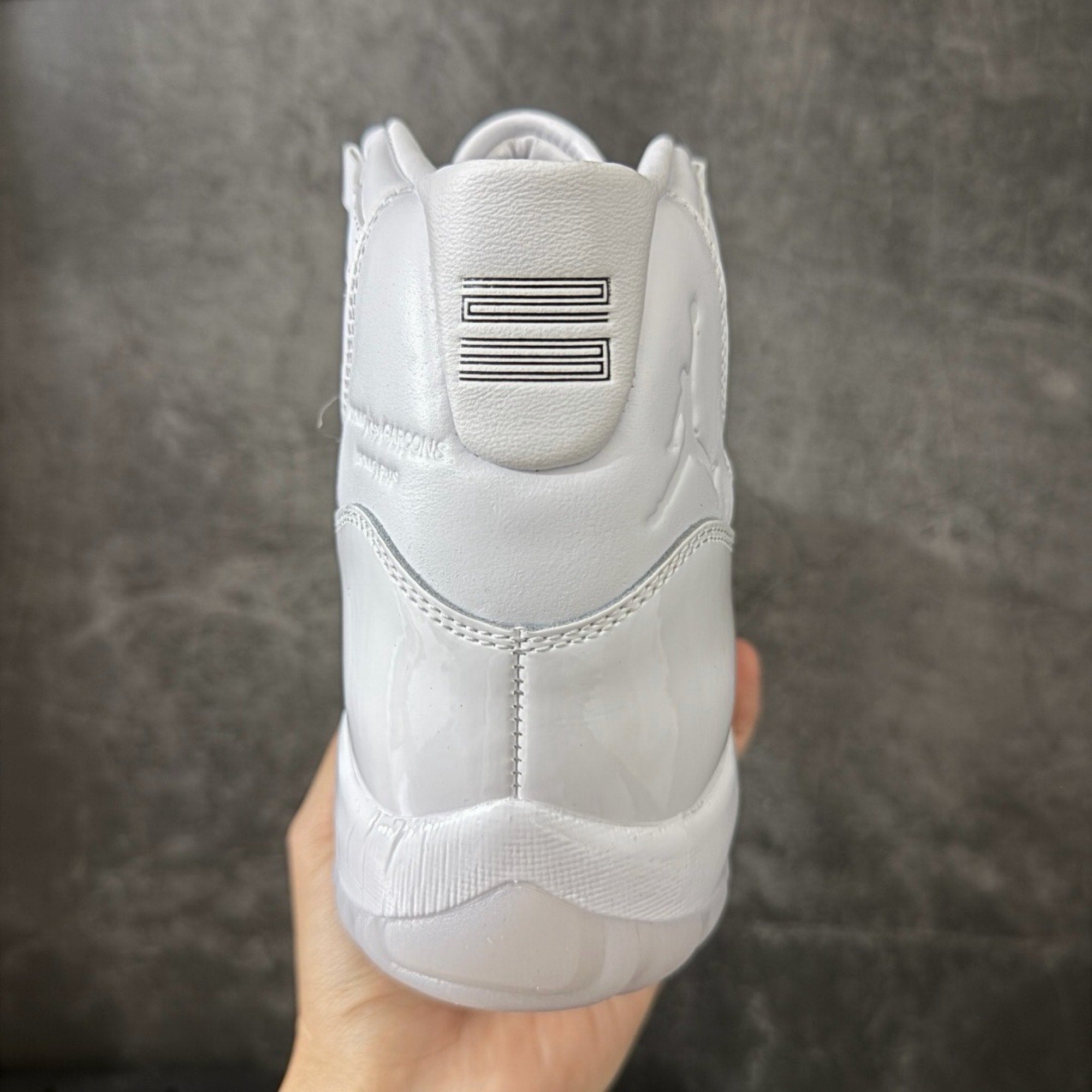 Jordan 11 Comme des Garçons Homme Plus White IV7639-100
