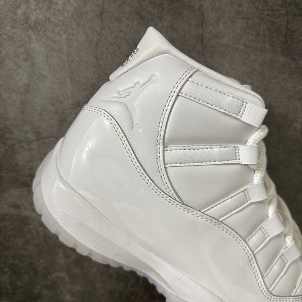 Jordan 11 Comme des Garçons Homme Plus White IV7639-100