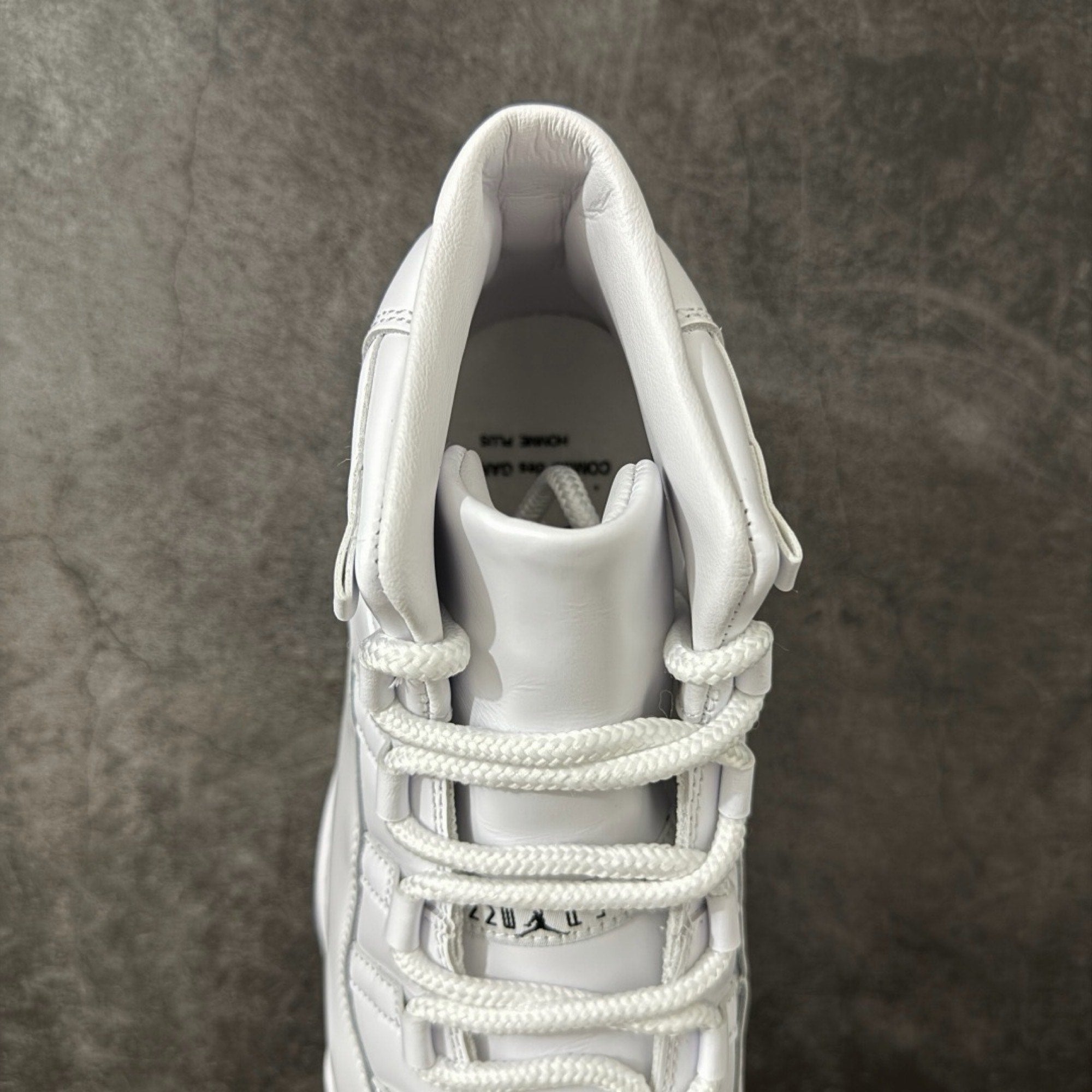 Jordan 11 Comme des Garçons Homme Plus White IV7639-100