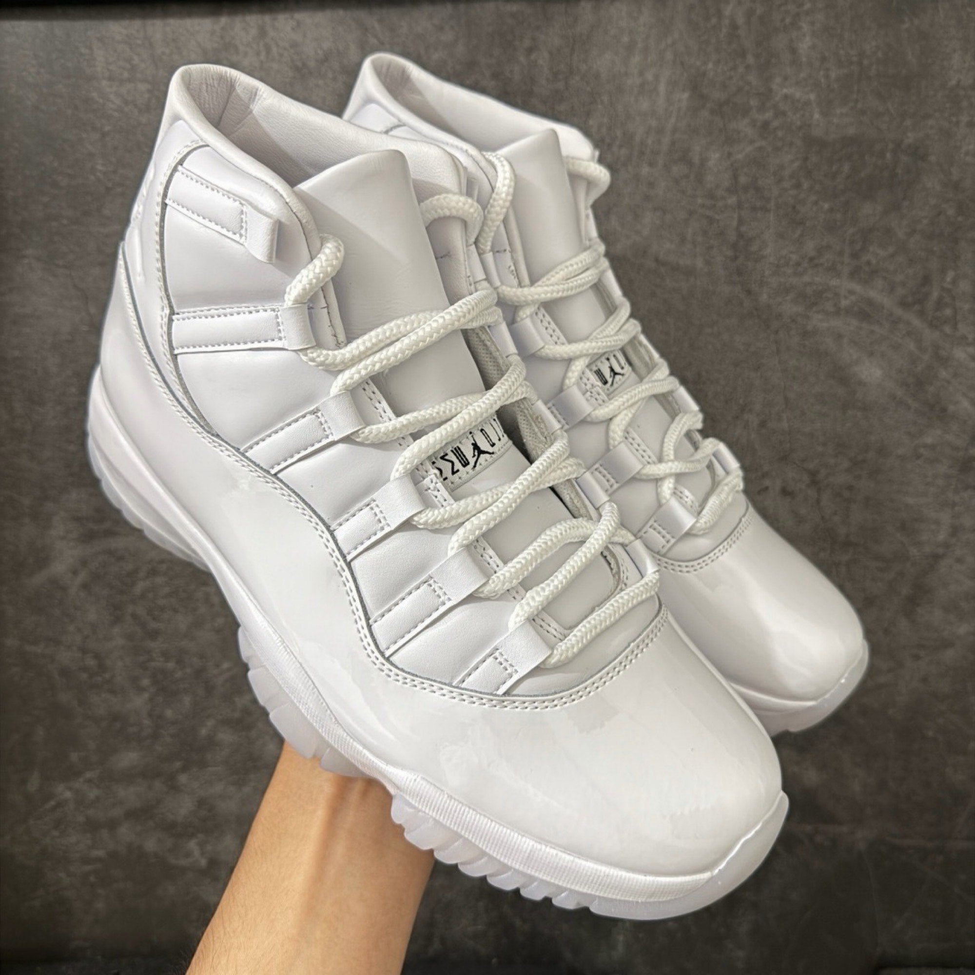 Jordan 11 Comme des Garçons Homme Plus White IV7639-100