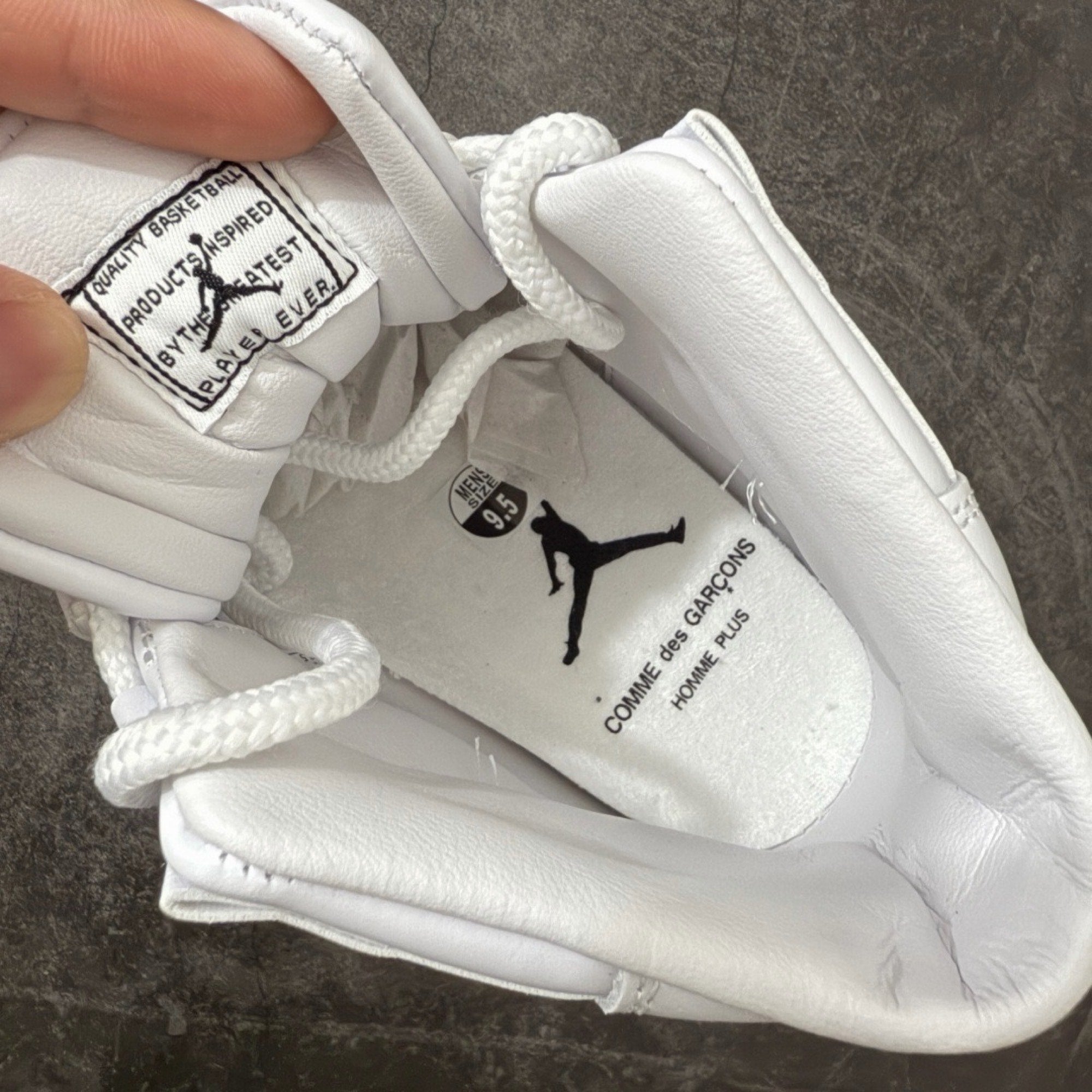 Jordan 11 Comme des Garçons Homme Plus White IV7639-100
