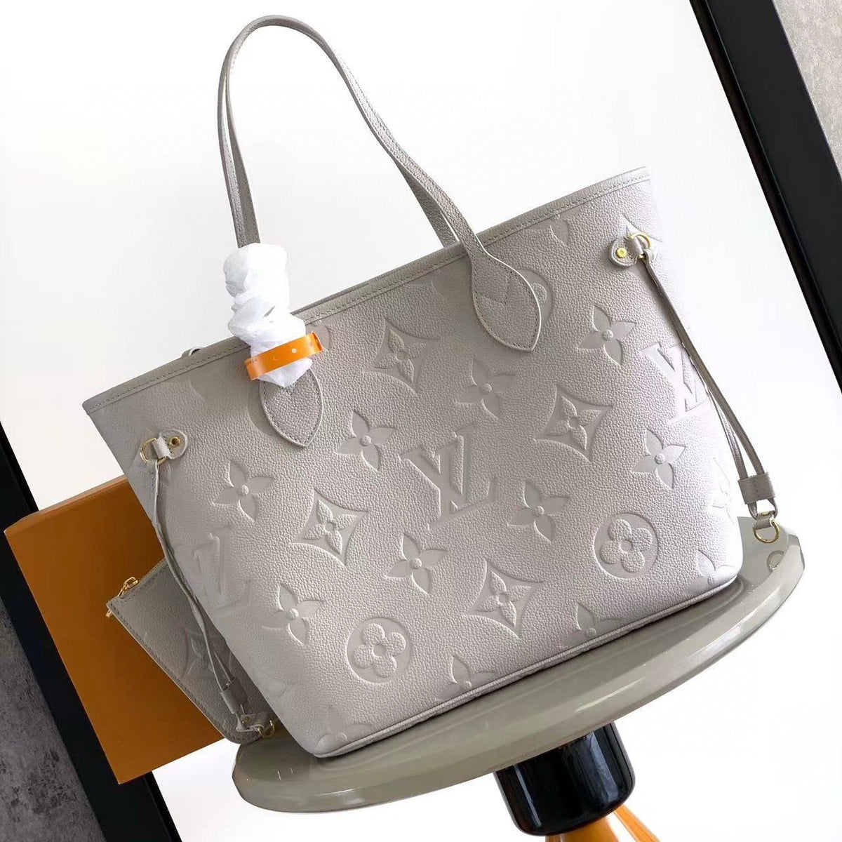 LV Neverfull MM In Embossed Monogram Empreinte Leather M25855