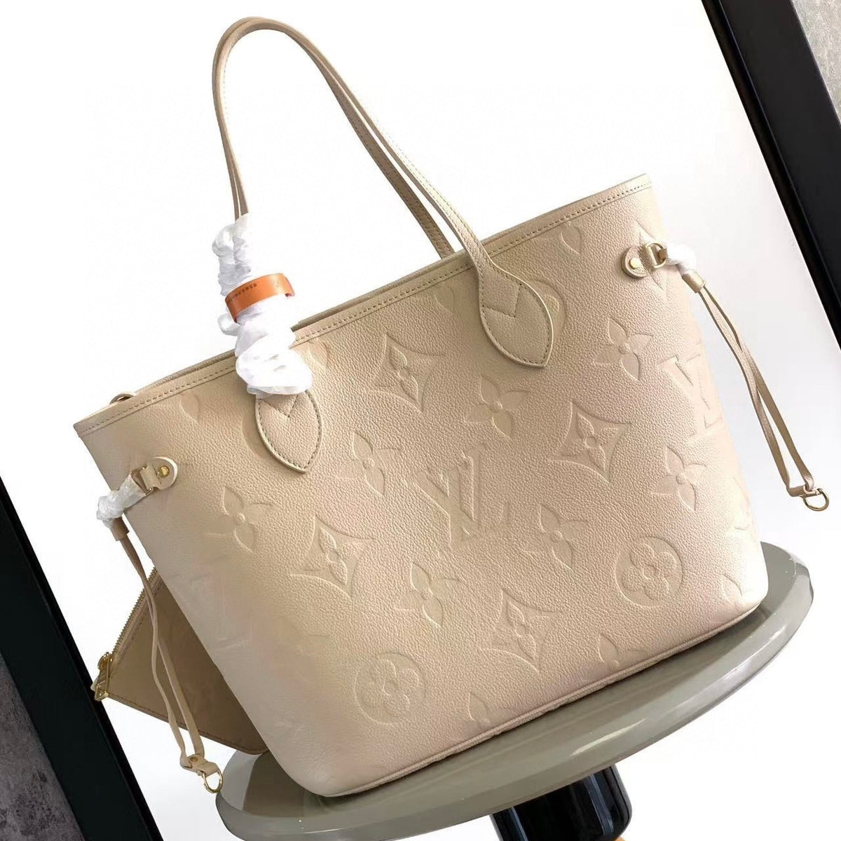 LV Neverfull MM In Embossed Monogram Empreinte Leather M25855
