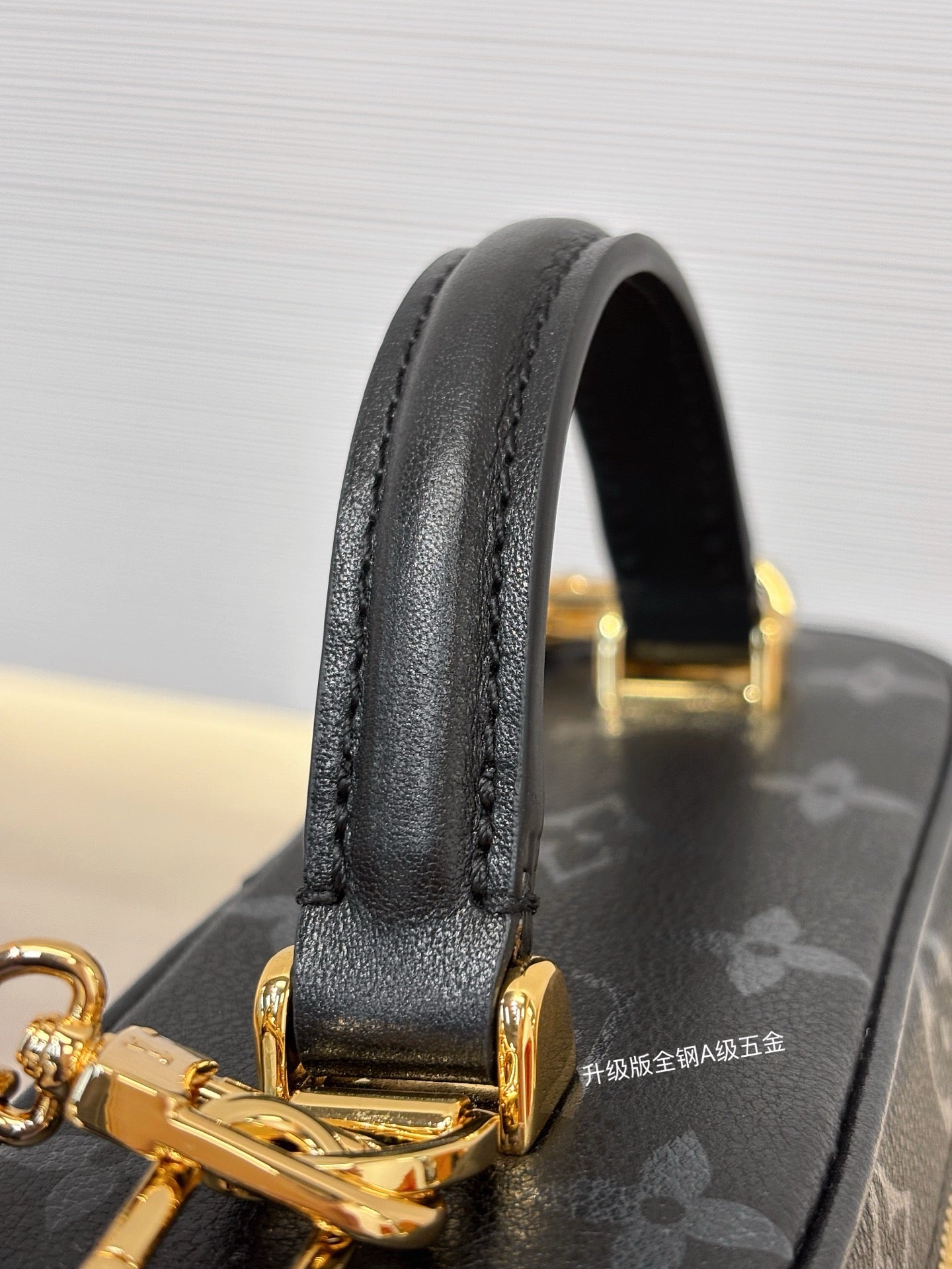 LV Vanity Chain Pouch M3A372