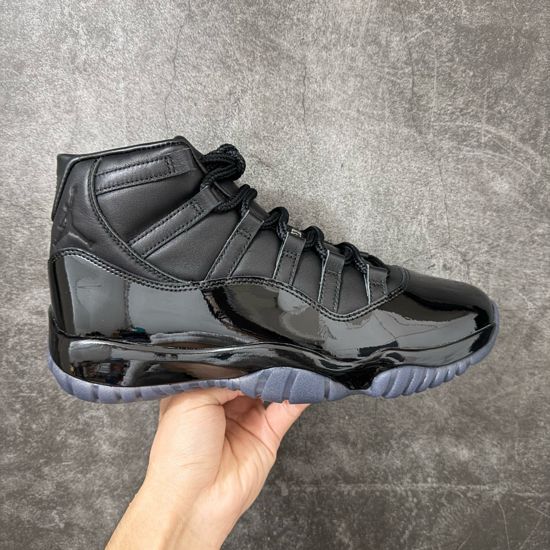 Jordan 11 Comme des Garçons Homme Plus Black IV7639-001