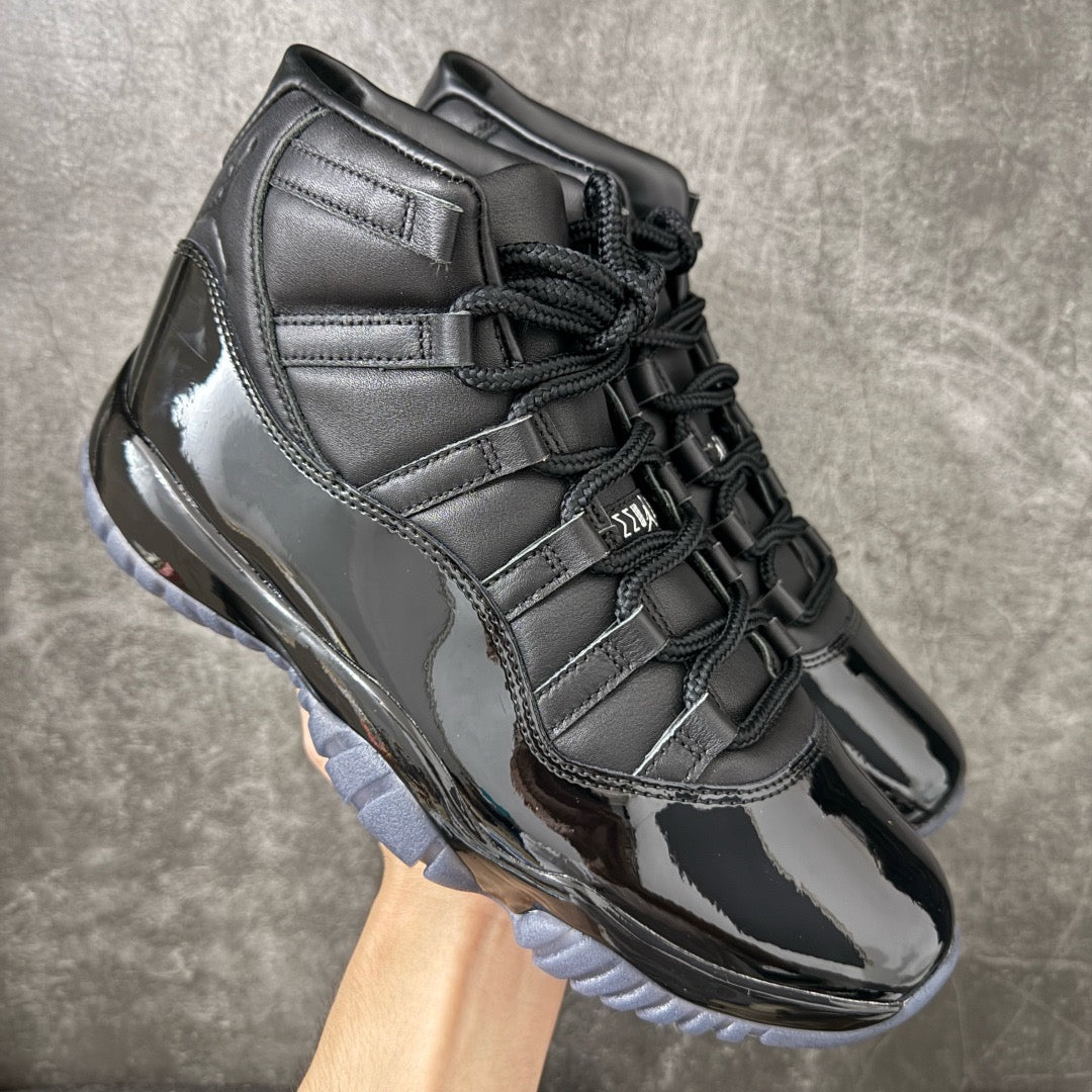 Jordan 11 Comme des Garçons Homme Plus Black IV7639-001