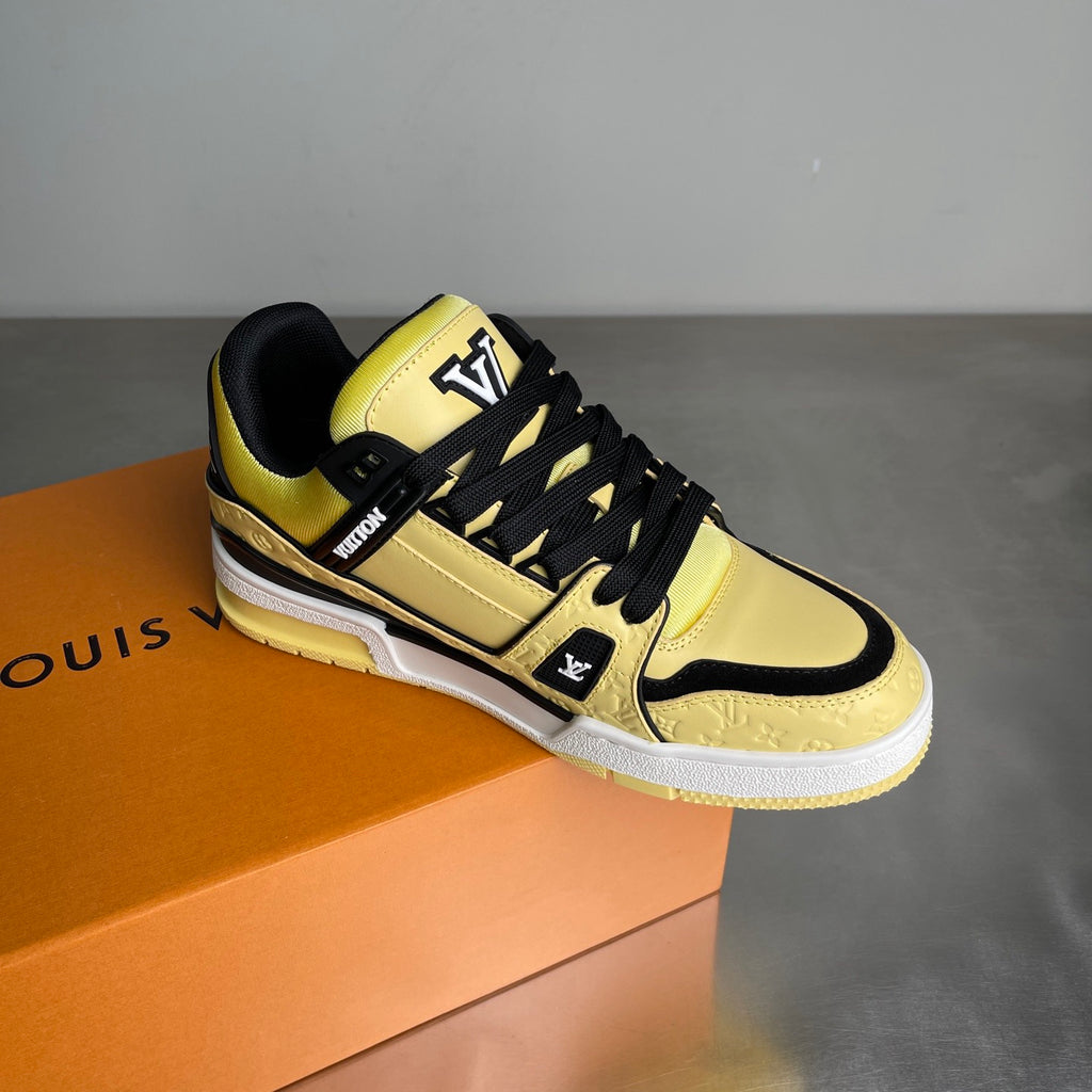 LV Trainer Sneaker 1AK76G