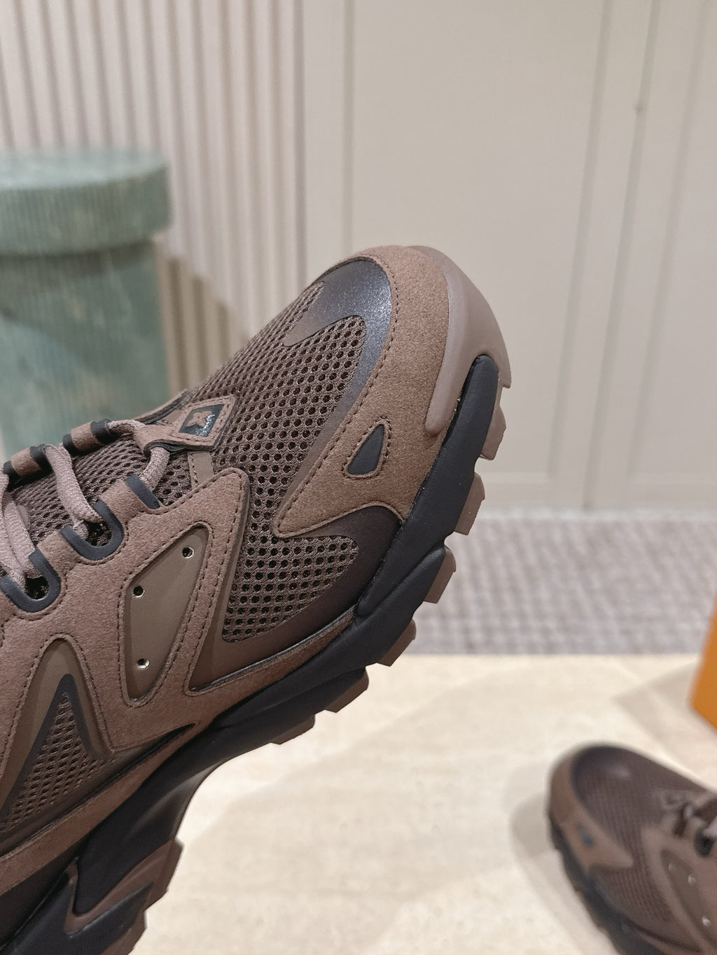 LV Tatic Runner Sneaker 1AJAPT