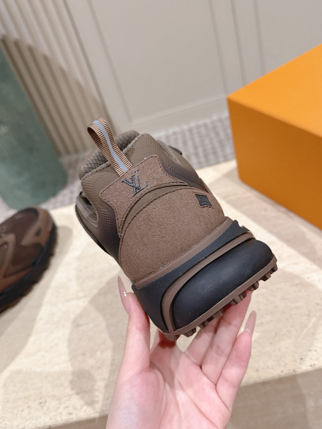 LV Tatic Runner Sneaker 1AJAPT